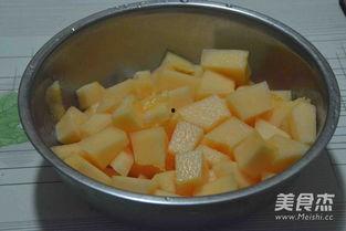 吃哈密瓜奶昔做法视频,夏日清凉饮品轻松get！