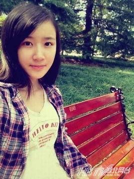 吃瓜浙江大学校花视频,校园风采引网友热议