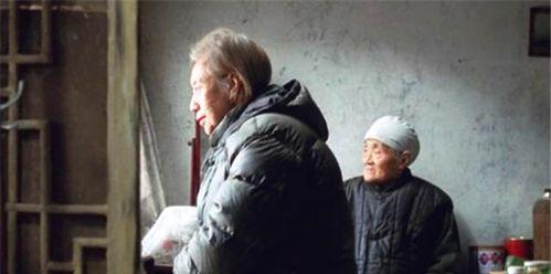 老太吃瓜暴毙视频大全集,老太吃瓜暴毙事件大盘点