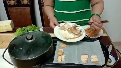 瓜妹吃烤肉视频,美味瞬间，欢乐无限